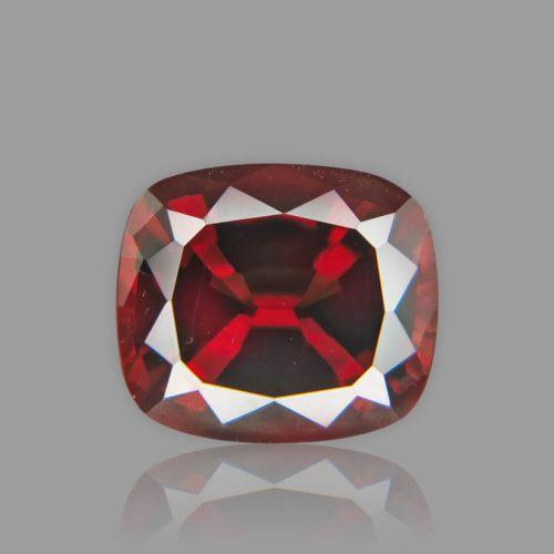 Red Garnet (Almandine-Pyrope) - 5.64 Carat