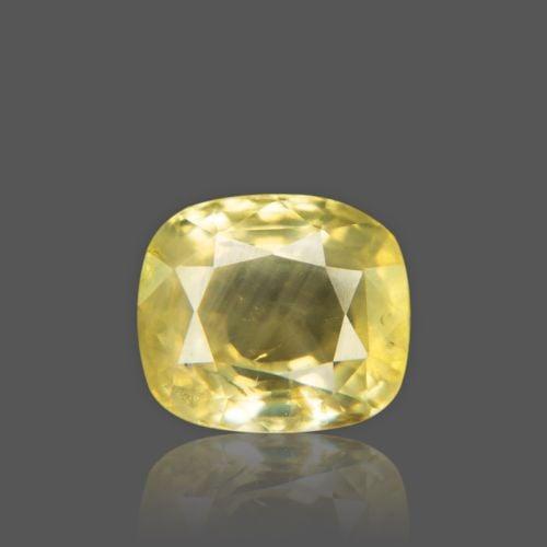 Yellow Sapphire - 4.49 Carat