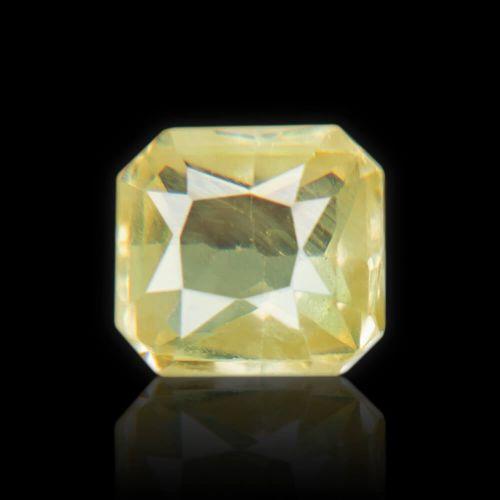 Yellow Sapphire (Pukhraj) Ceylonese - 1.69 Carat (1.90 Ratti)