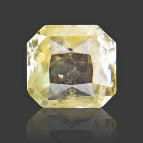 Yellow Sapphire - 5.70 Carat (6.25 Ratti)