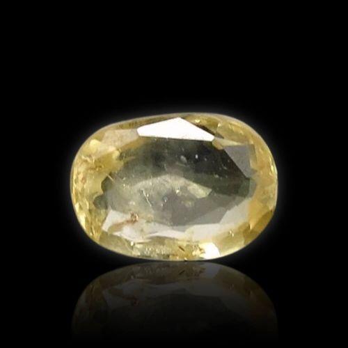Yellow Sapphire (Pukhraj) Ceylon - 4.09 Carat (4.50 Ratti)