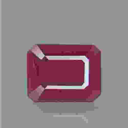 Ruby - 5.61 Carat