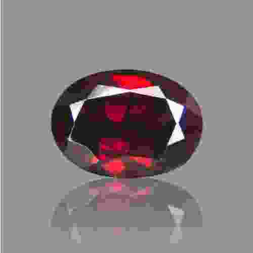 Red Garnet (Almandine, Pyrope) Gemstone - 5.62 Carat