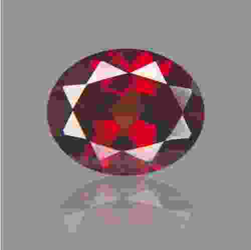 Red Garnet (Almandine, Pyrope) Gemstone - 5.23 Carat