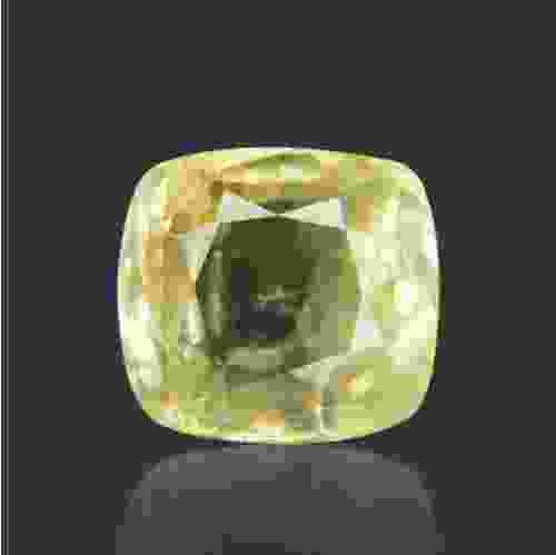 Yellow Sapphire - 4.83 Carat