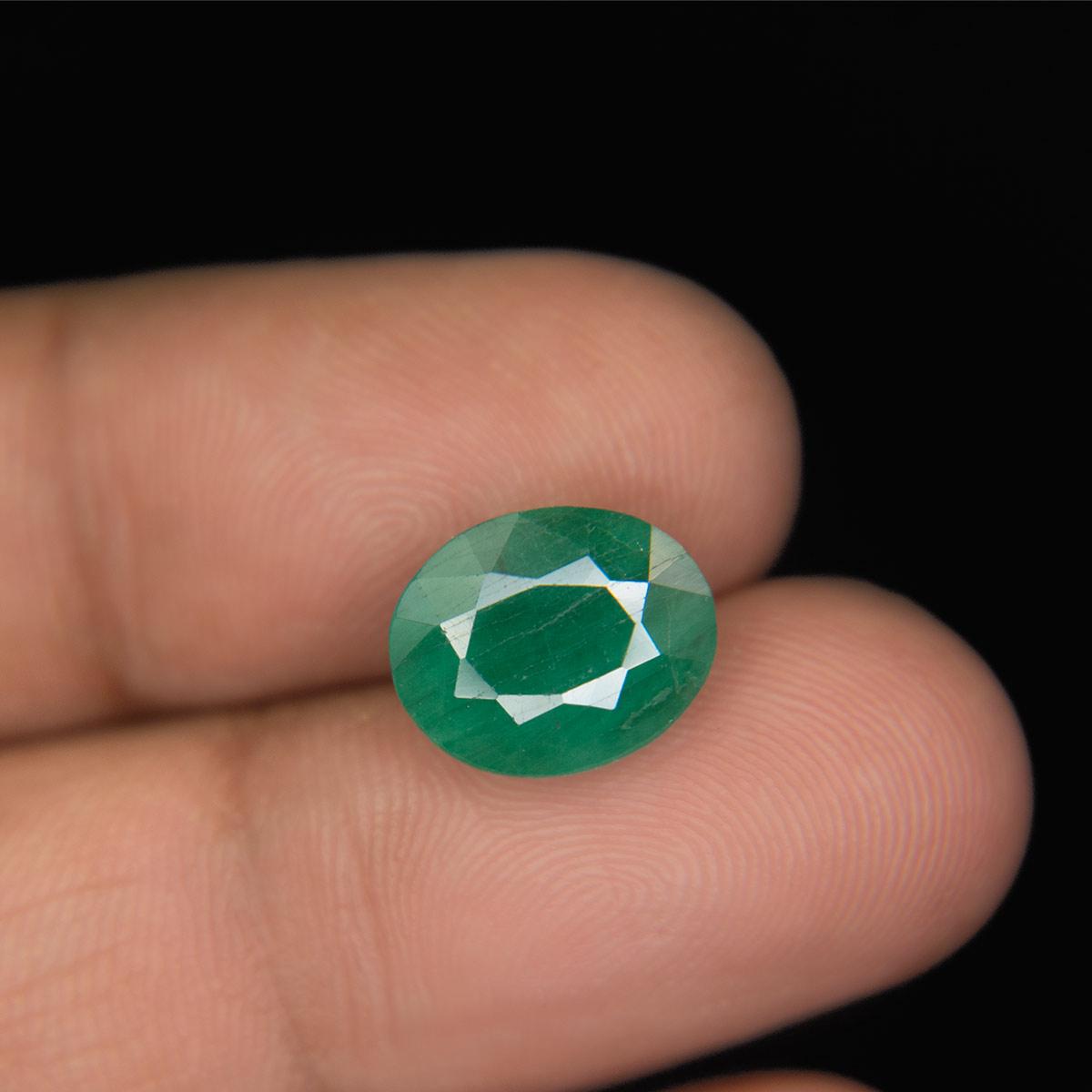 Emerald - 4.66 Carat