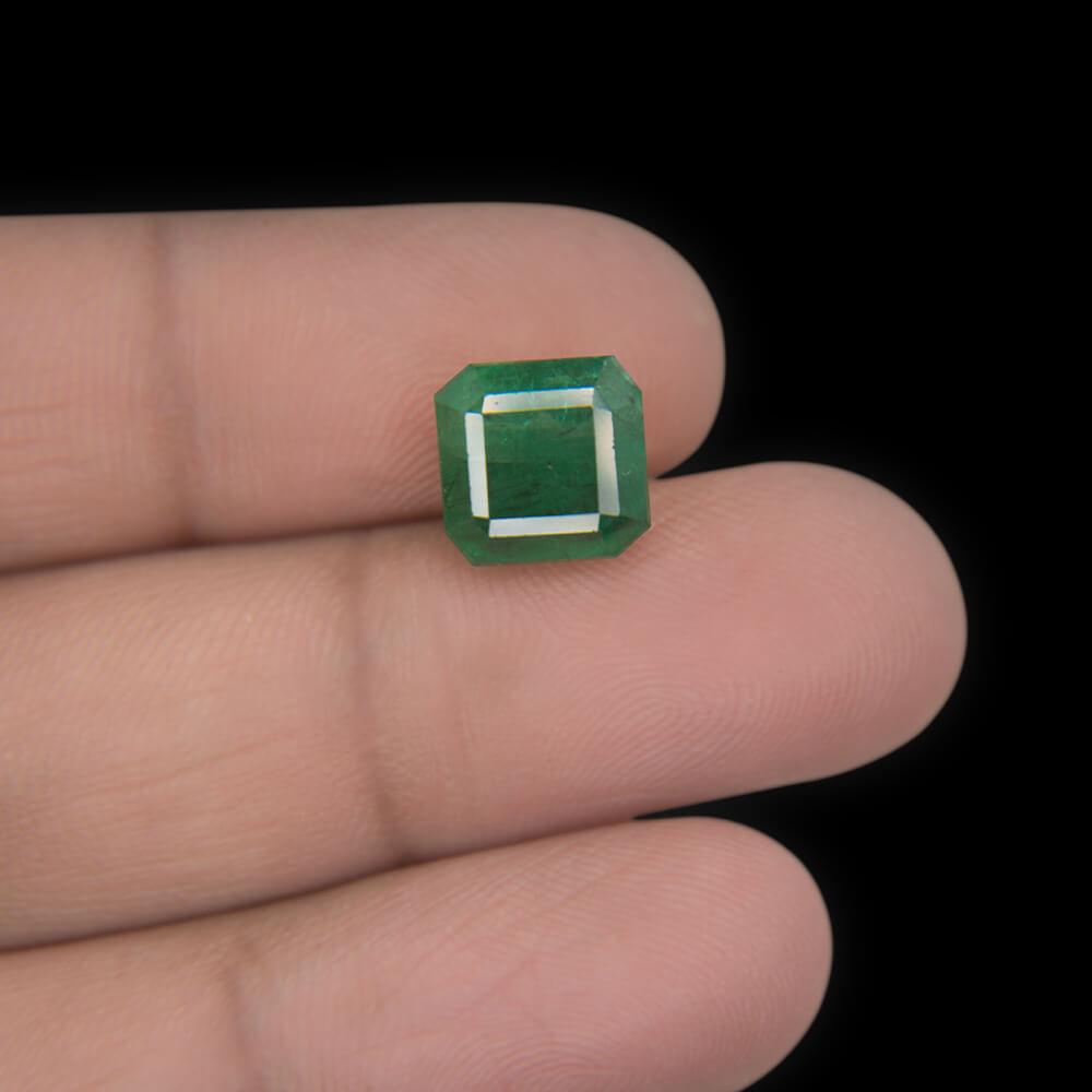 Emerald - 4.98 Carat