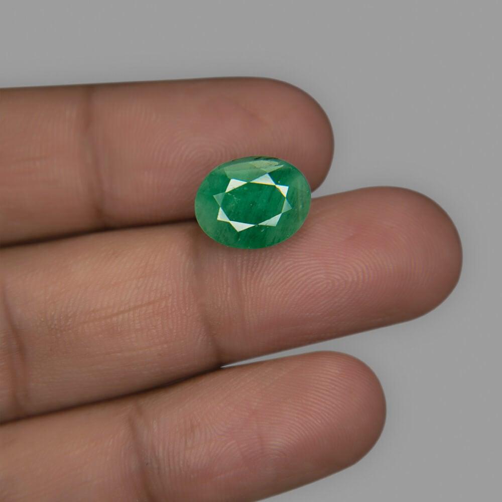 Emerald - 5.88 Carat