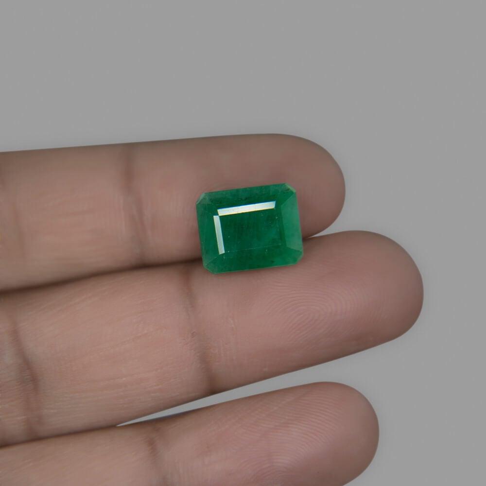 Emerald - 6.68 Carat