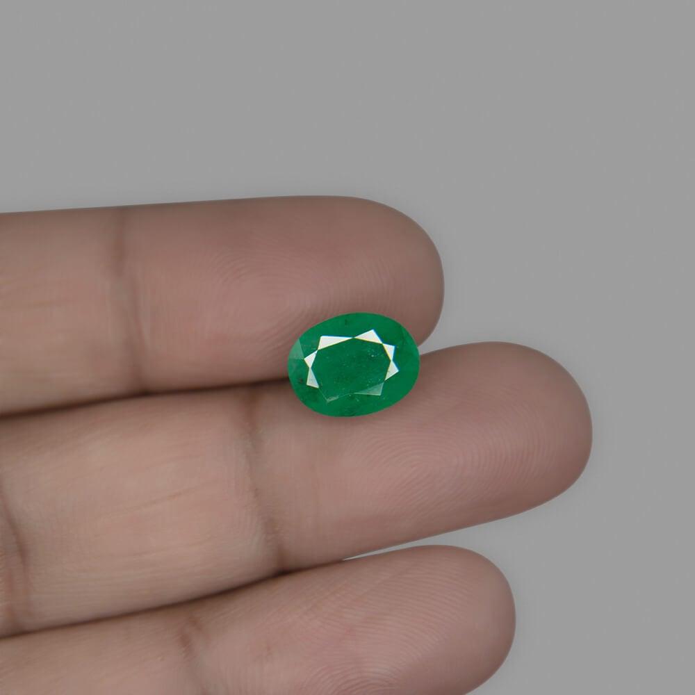 Emerald - 3.90 Carat