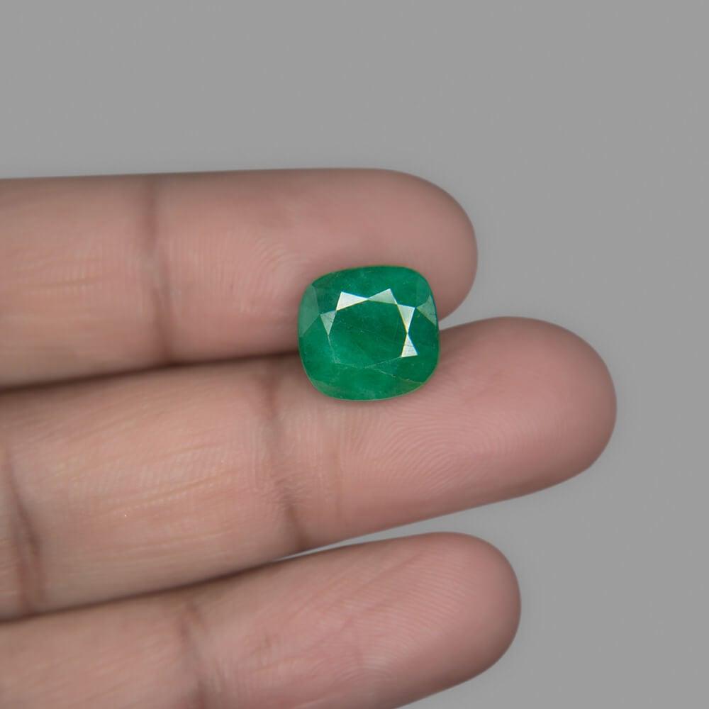 Emerald - 5.88 Carat