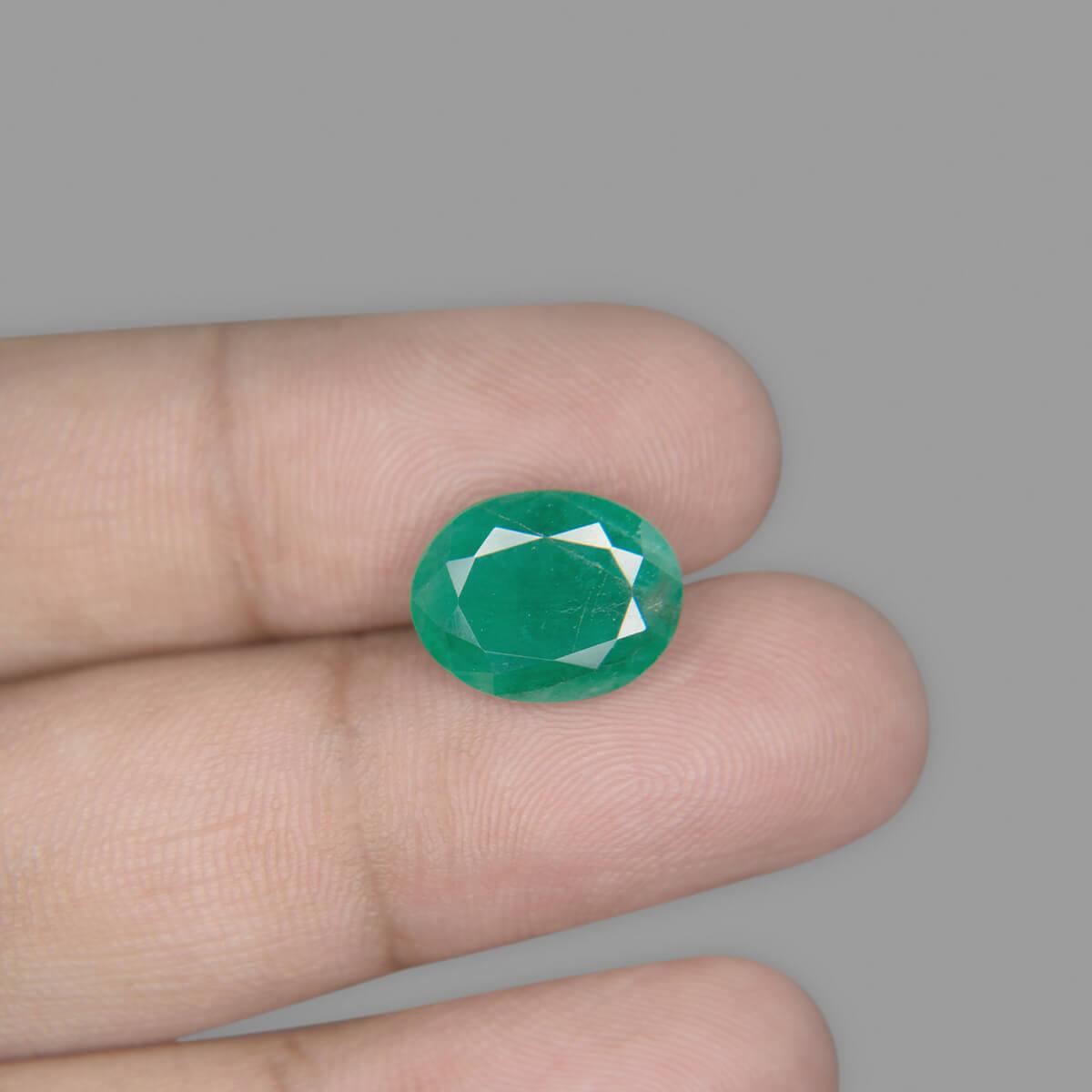 Emerald - 4.64 Carat