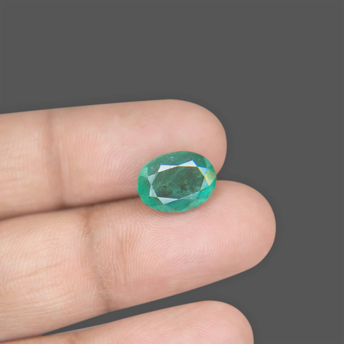 Emerald - 4.69 Carat