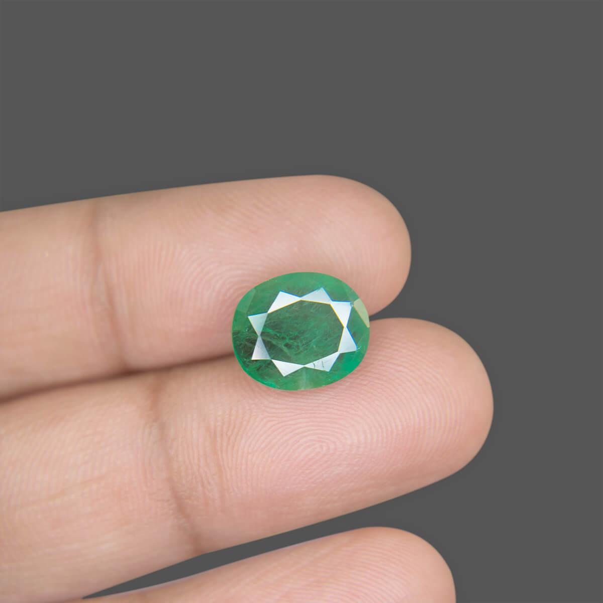 Emerald - 4.98 Carat