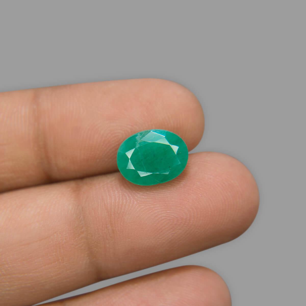 Emerald - 4.57 Carat