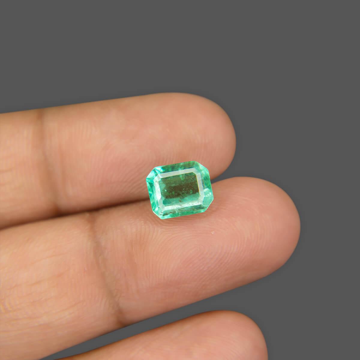 Emerald - 2.60 Carat