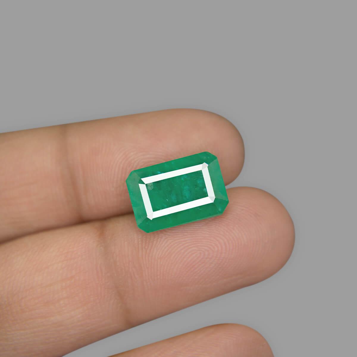 Emerald - 7.66 Carat