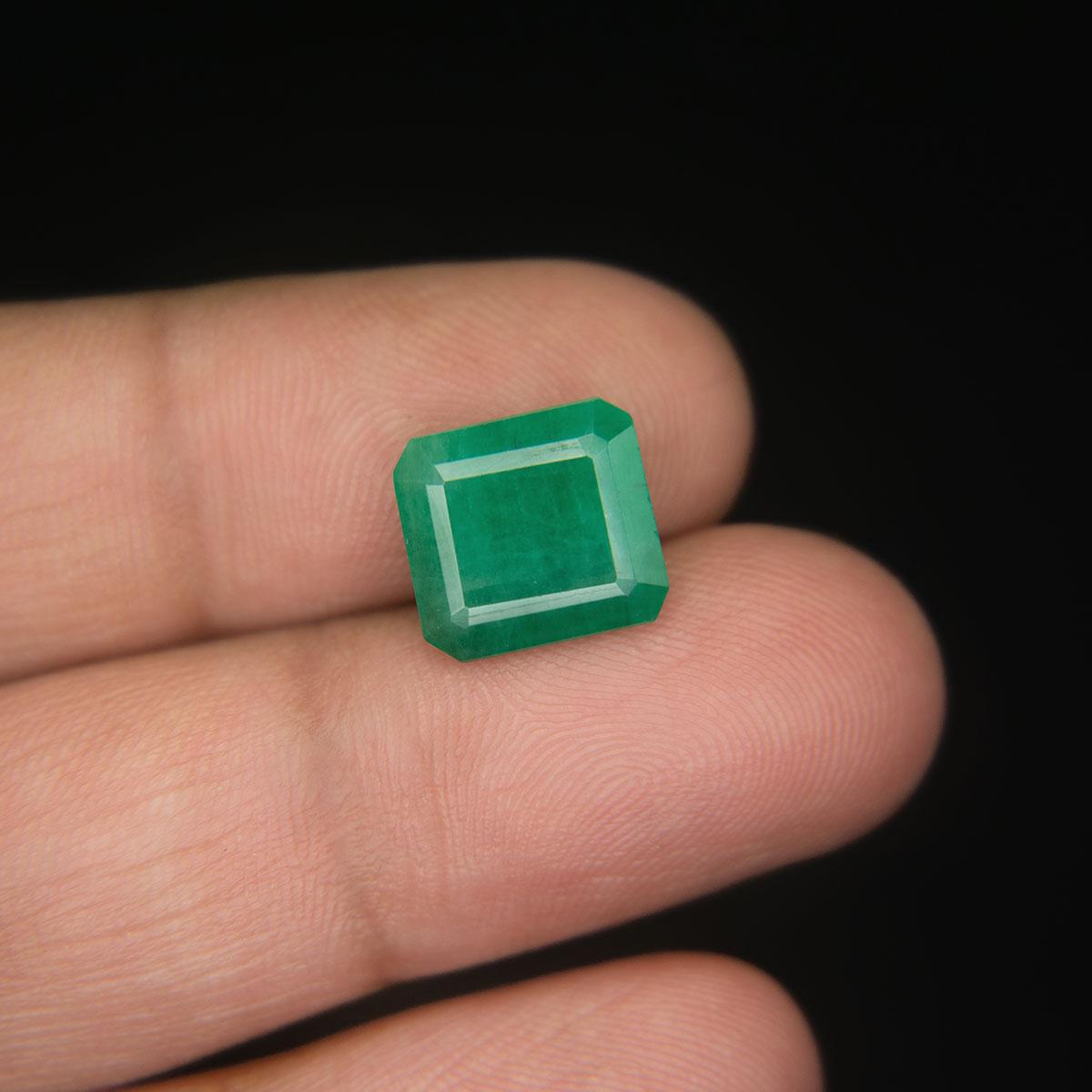 Emerald - 4.95 Carat