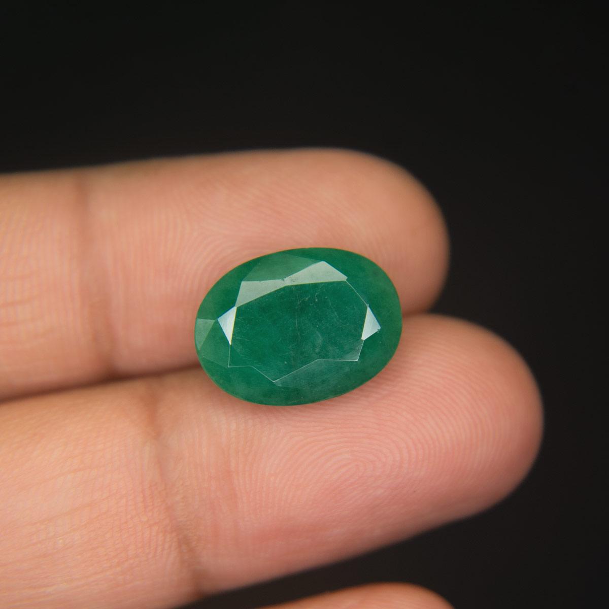 Emerald - 7.61 Carat