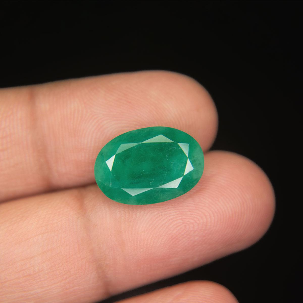 Emerald - 7.98 Carat