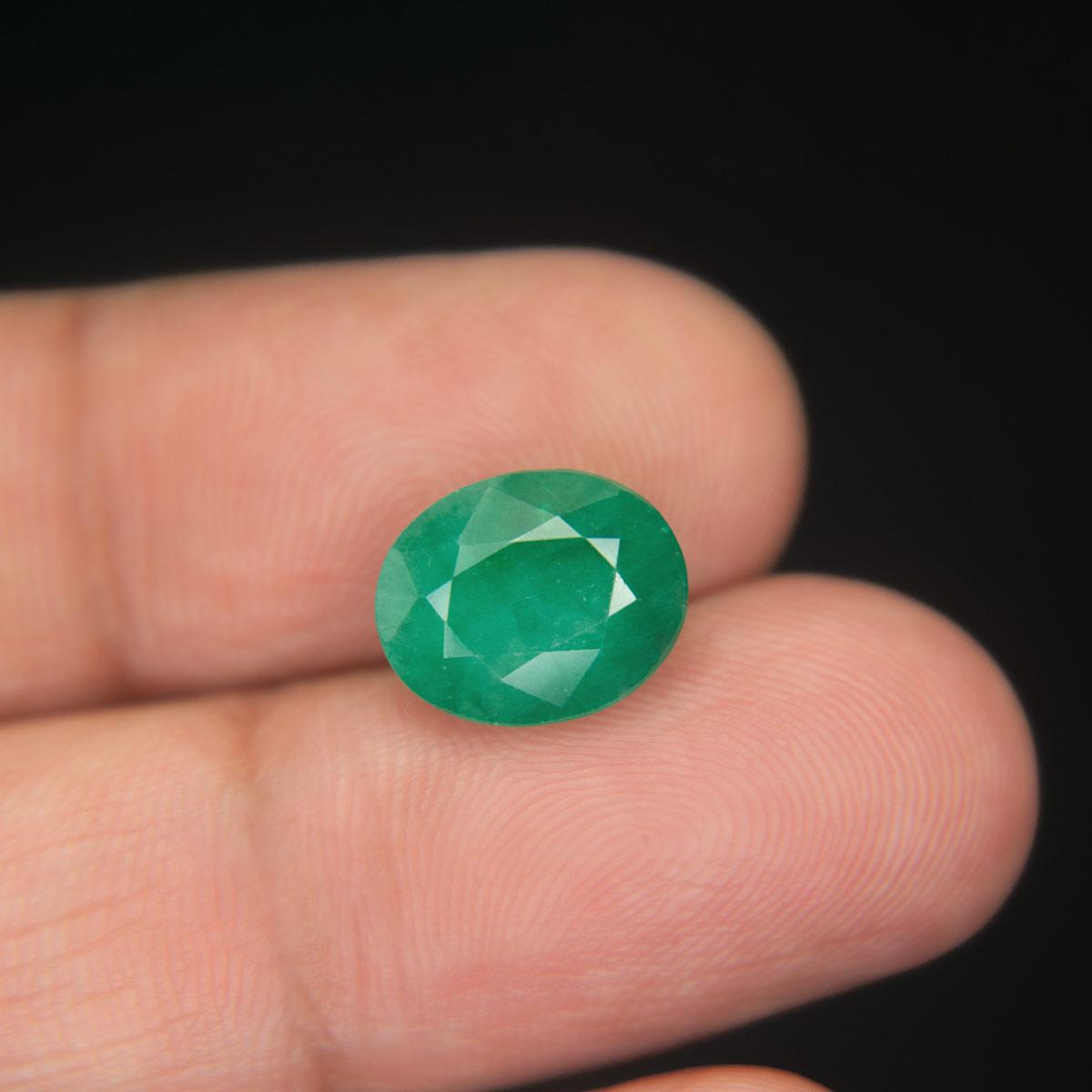 Emerald - 4.43 Carat