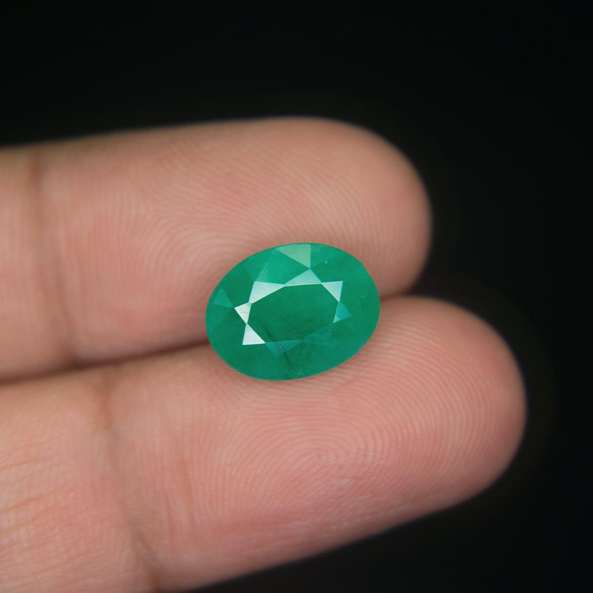 Emerald - 3.94 Carat