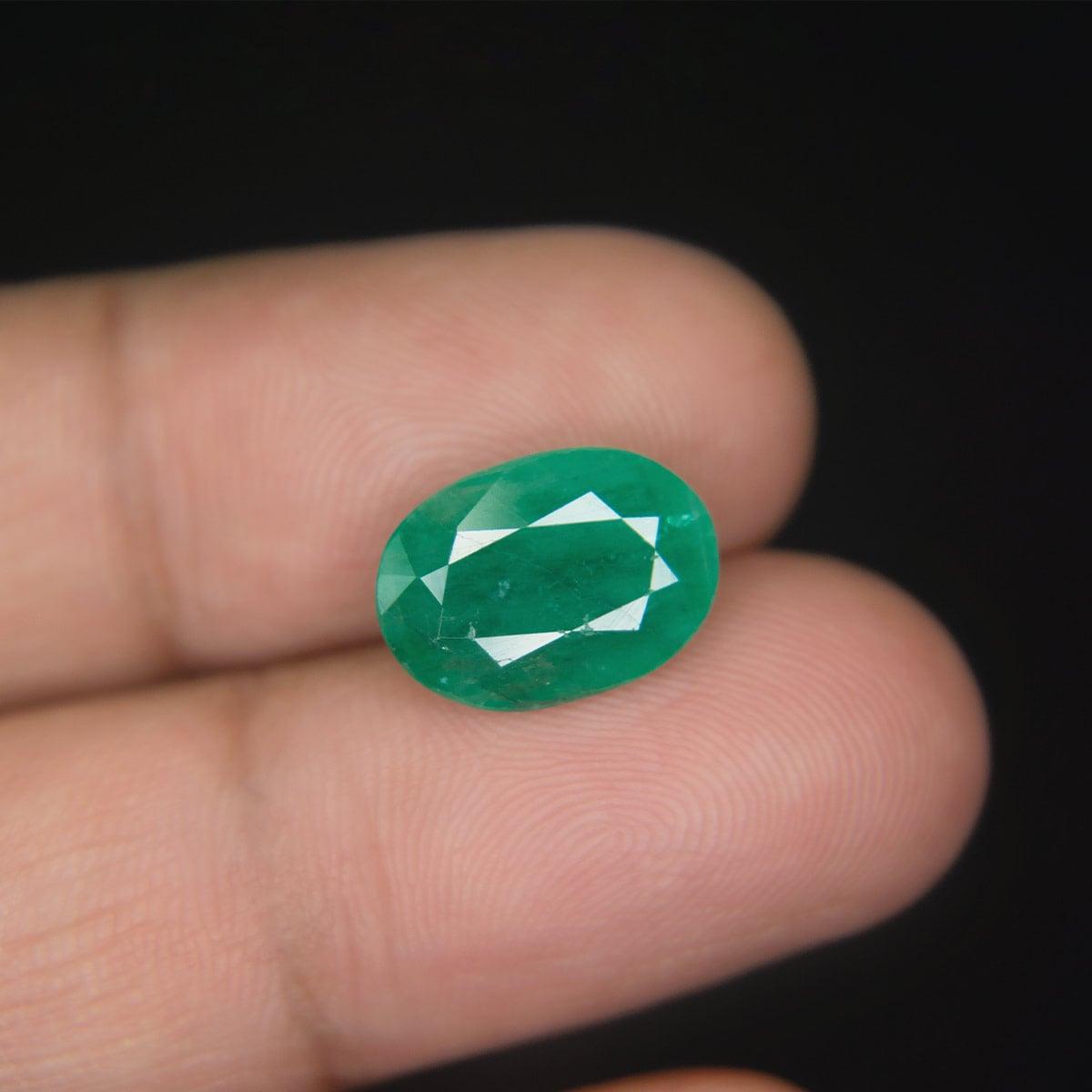 Emerald - 4.67 Carat