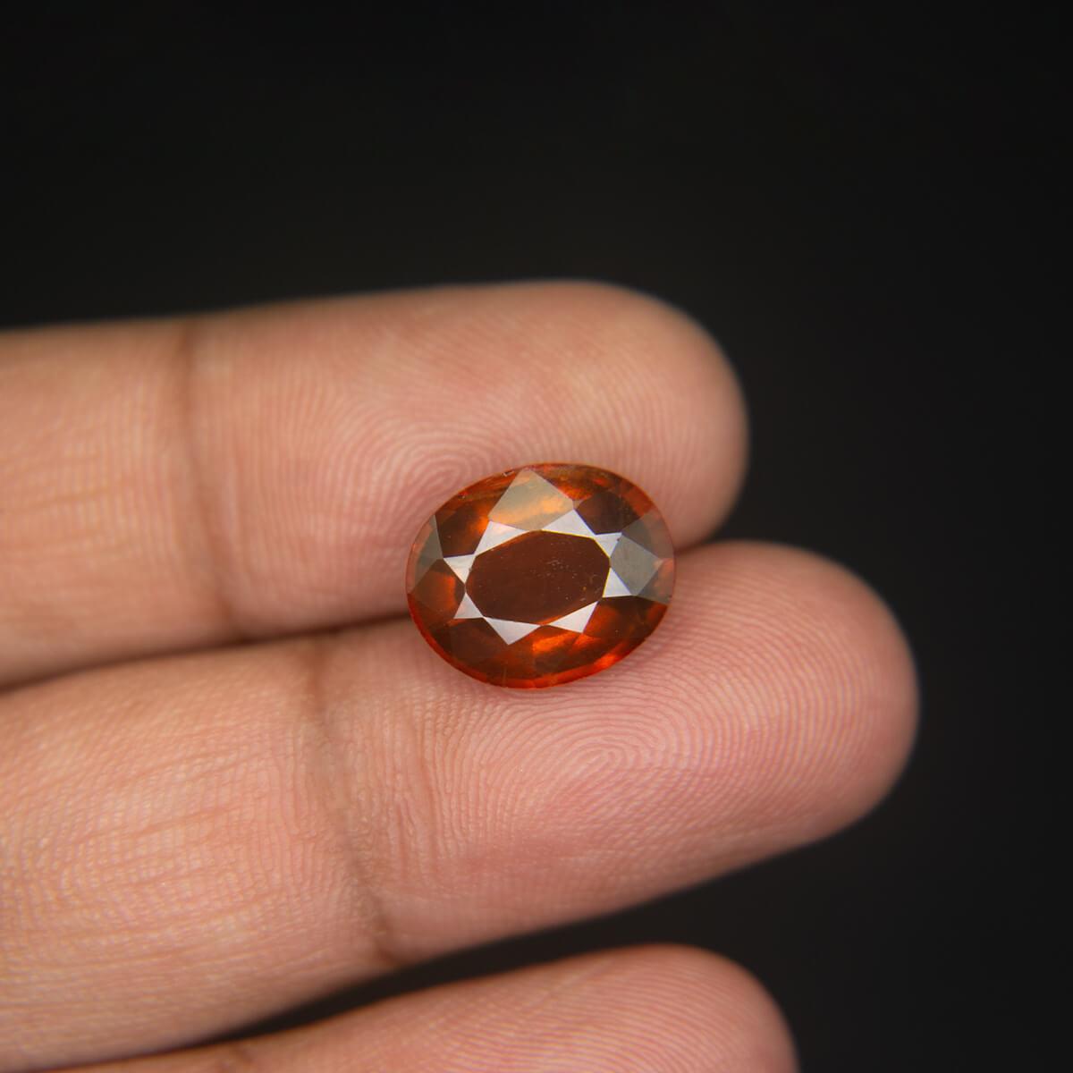 Hessonite - 7.62 Carat