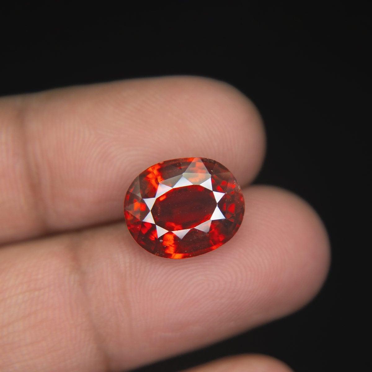 Hessonite - 9.88 Carat