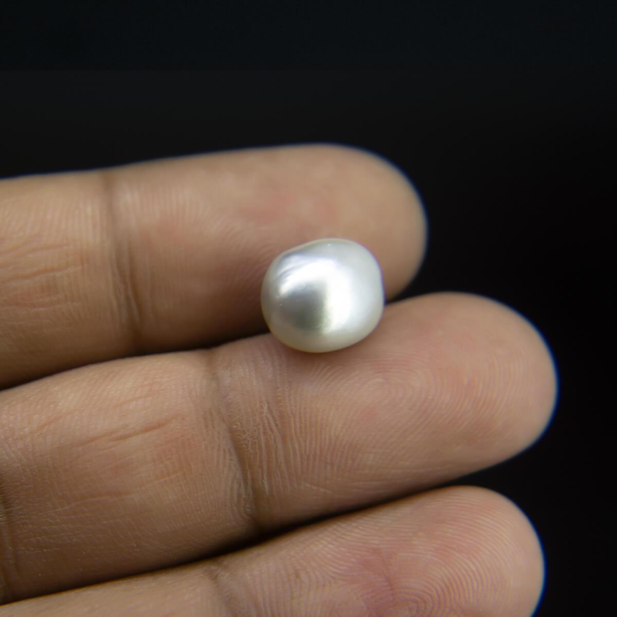 Keshi Pearl - 5.66 Carat