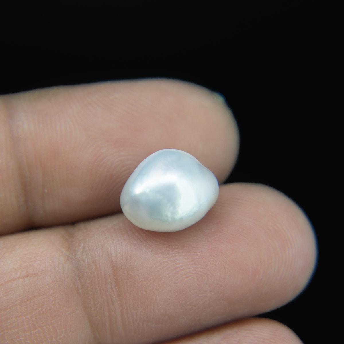 Keshi Pearl- 6.47 Carat
