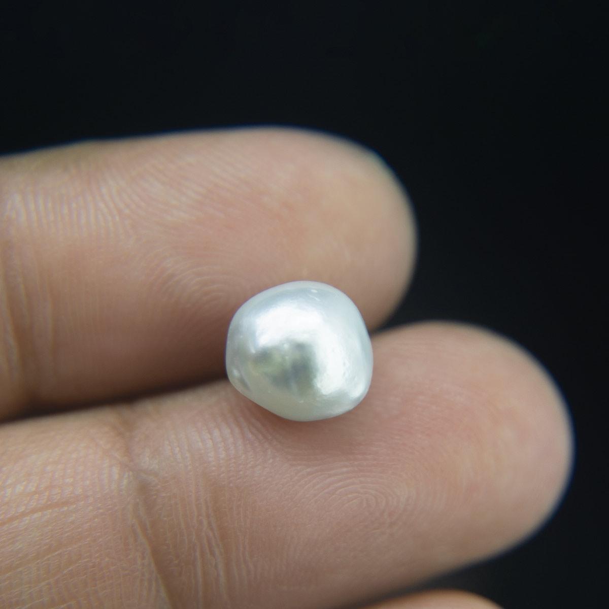 Keshi Pearl- 4.74 Carat
