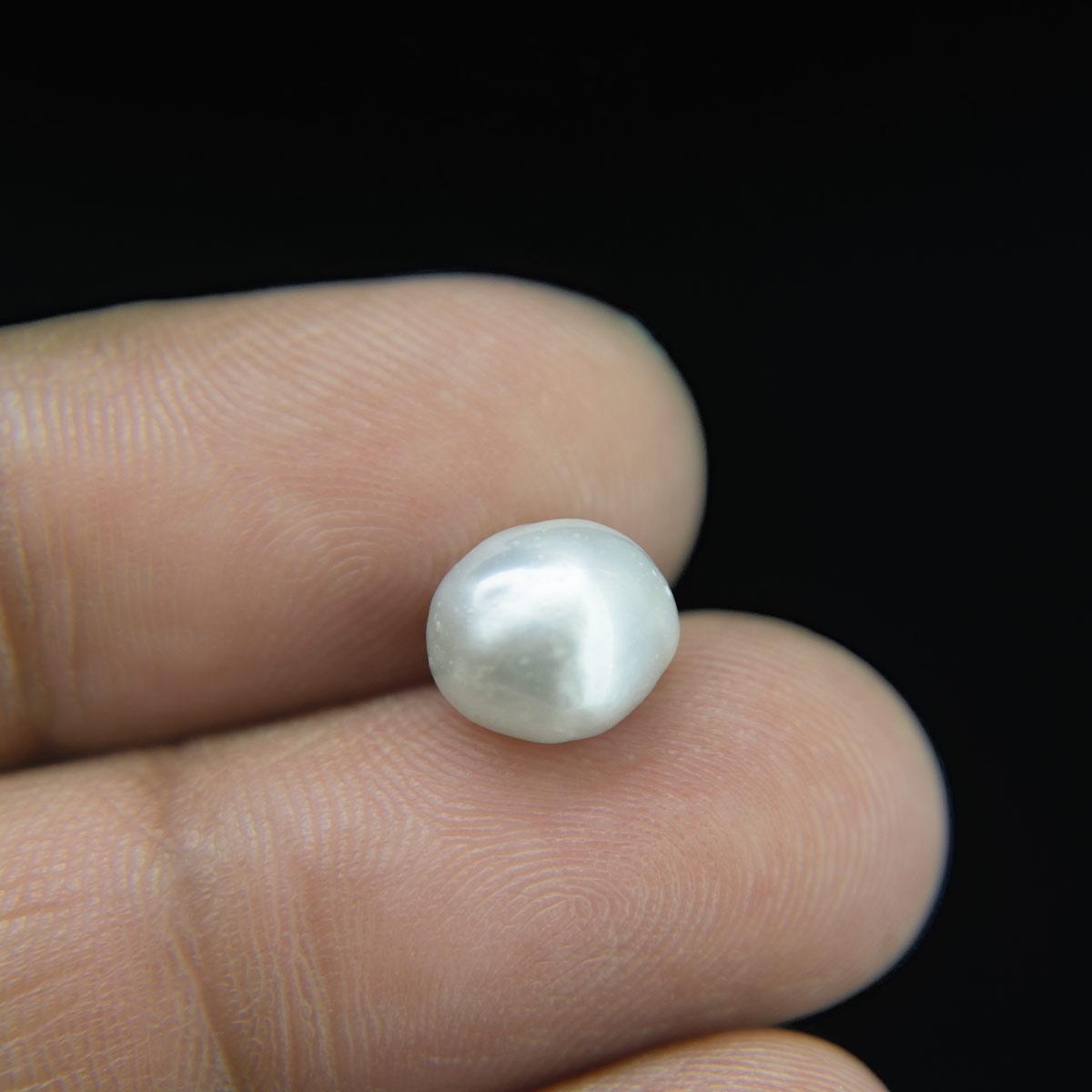 Keshi Pearl- 4.62 Carat
