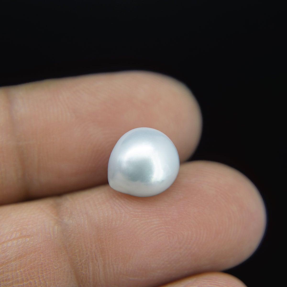 Keshi Pearl- 6.04 Carat