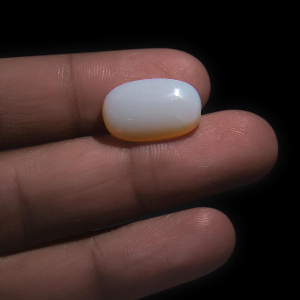 White Opal - 8.15 Carat