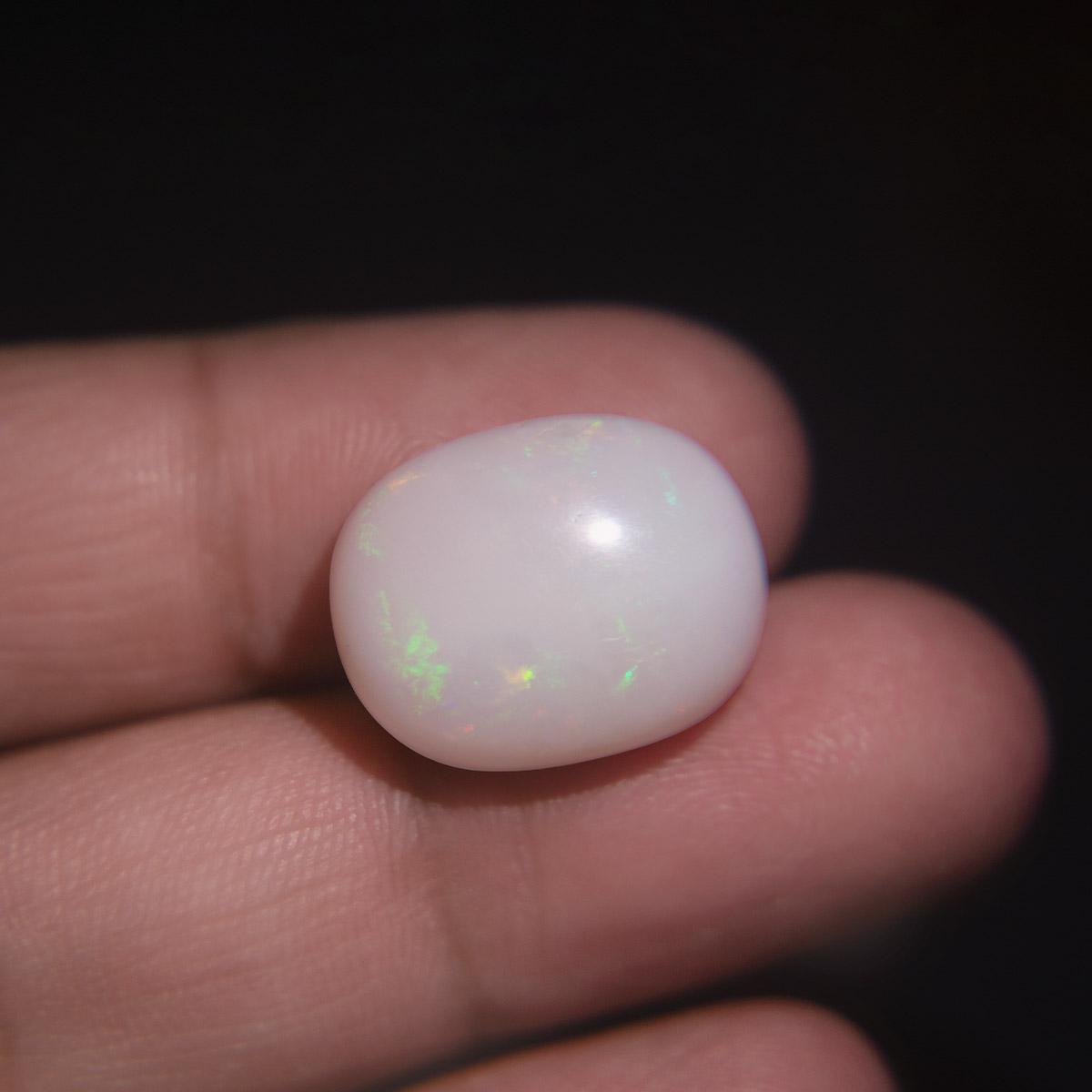 White Opal With Fire - 16.55 Carat