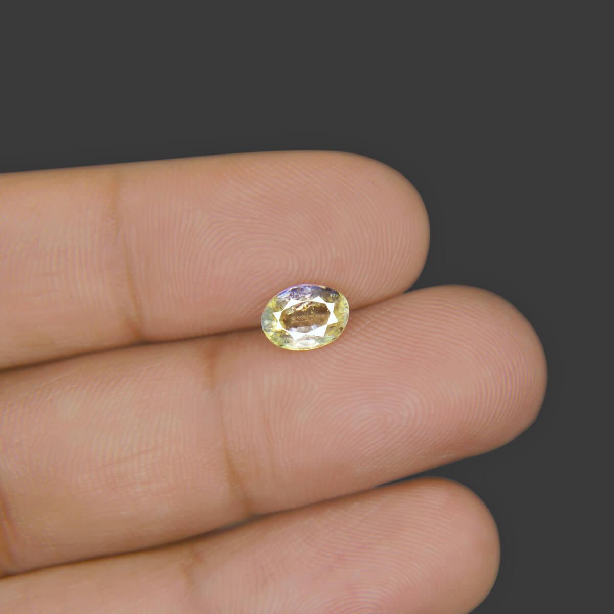 Pitambari (Bi-Color Sapphire) - 1.50 Carat
