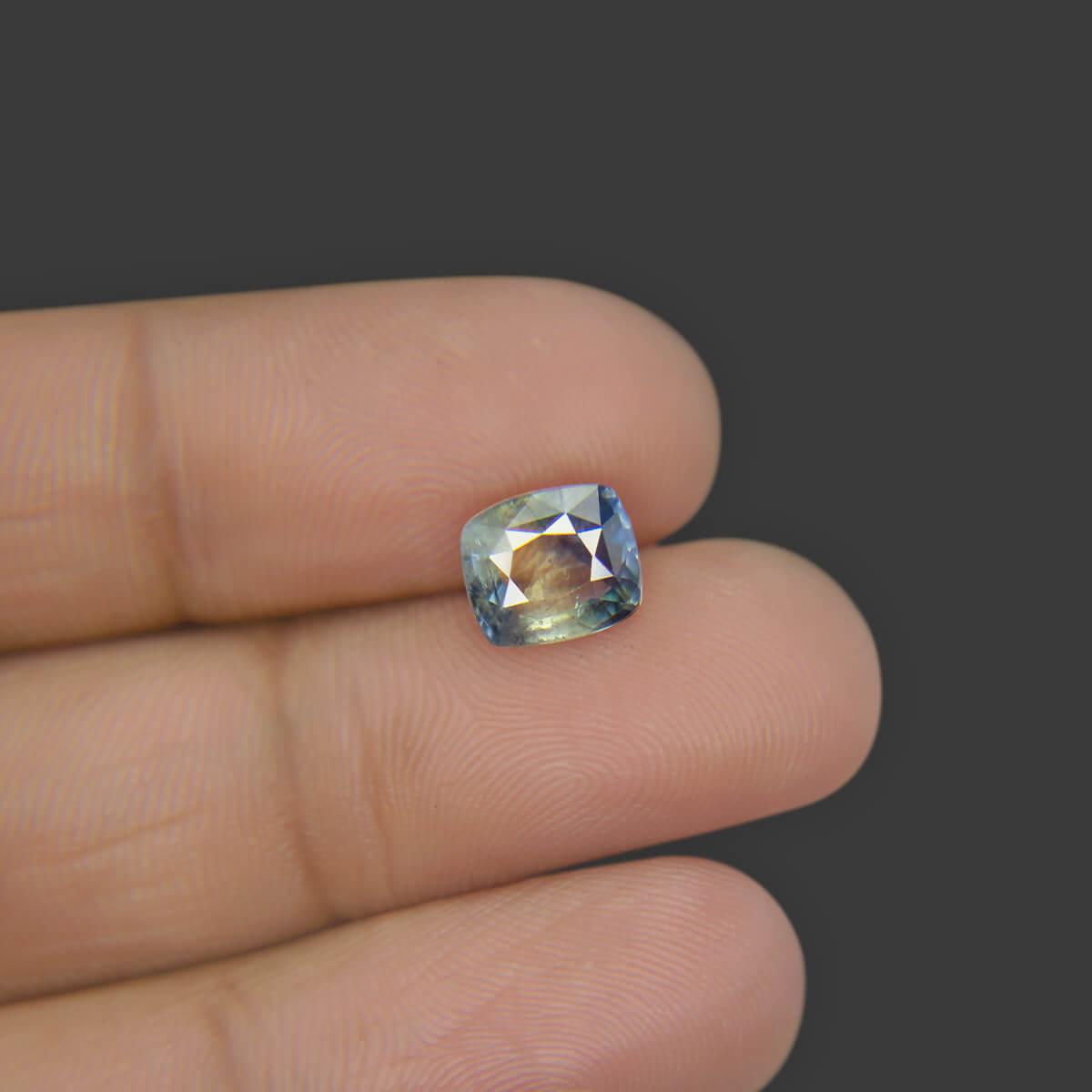Pitambari (Bi-Color Sapphire) - 2.79 Carat