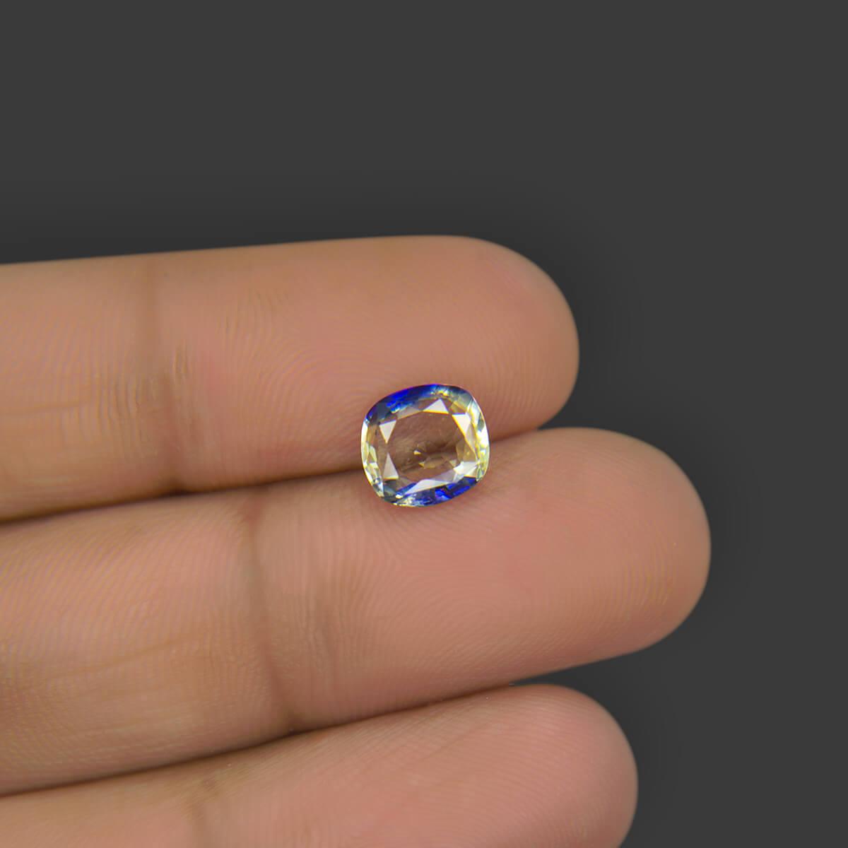 Pitambari (Bi-Color Sapphire) - 2.30 Carat