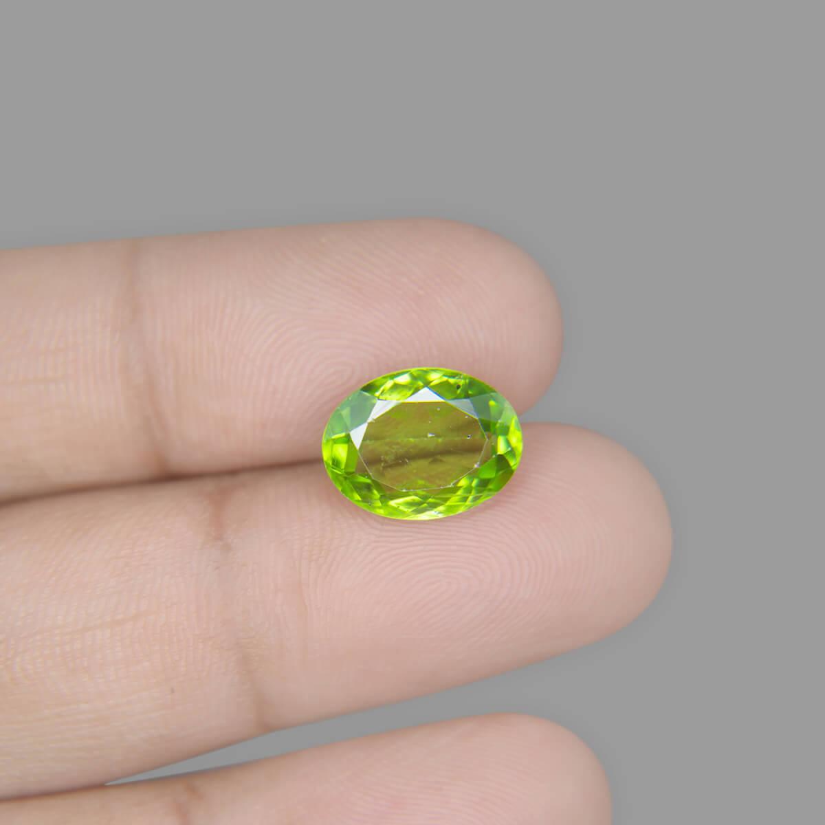 Peridot - 5.58 Carat