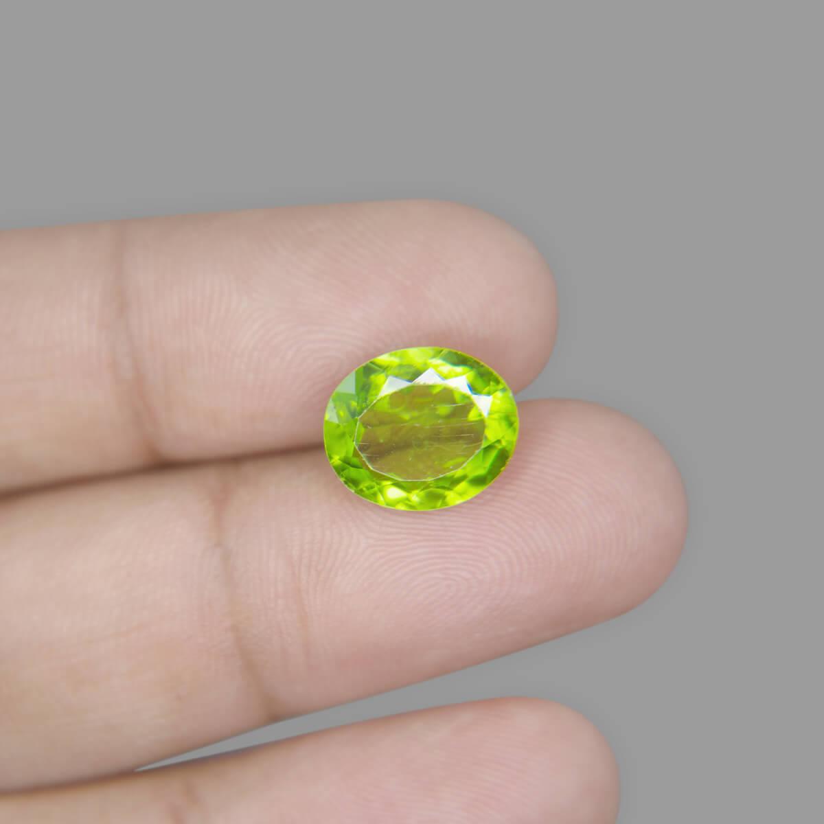 Peridot - 5.53 Carat