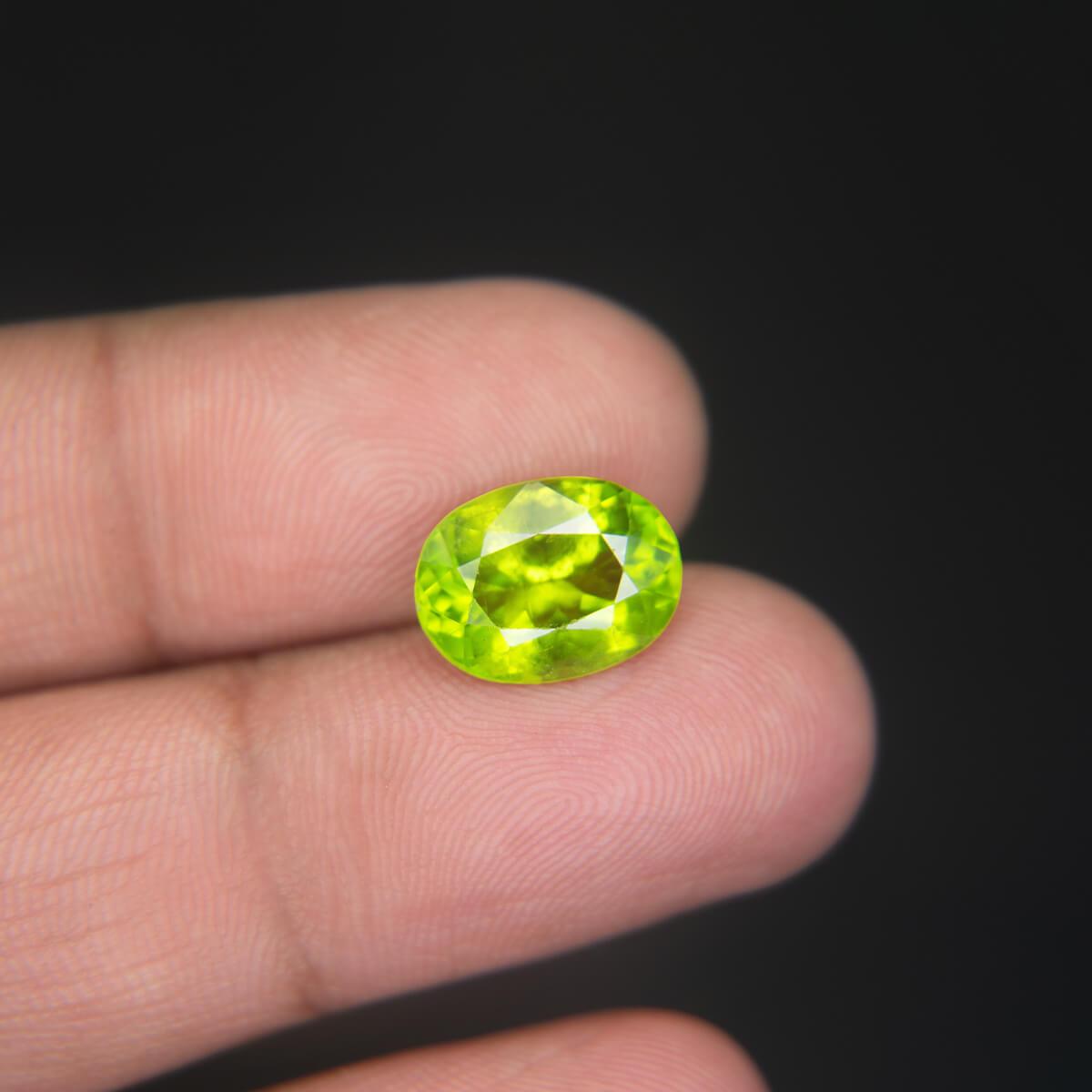 Peridot - 4.88 Carat