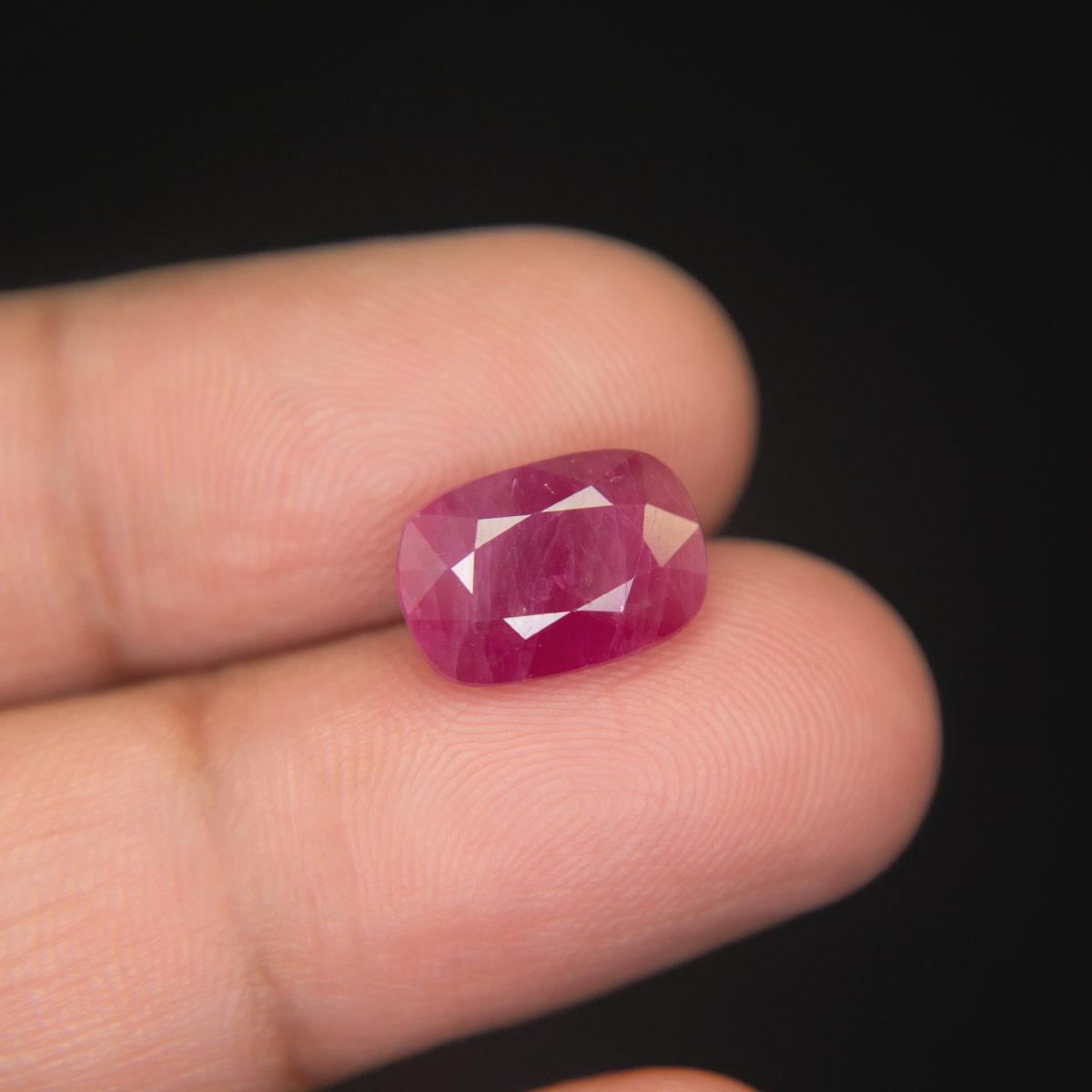 Ruby - 6.57 Carat
