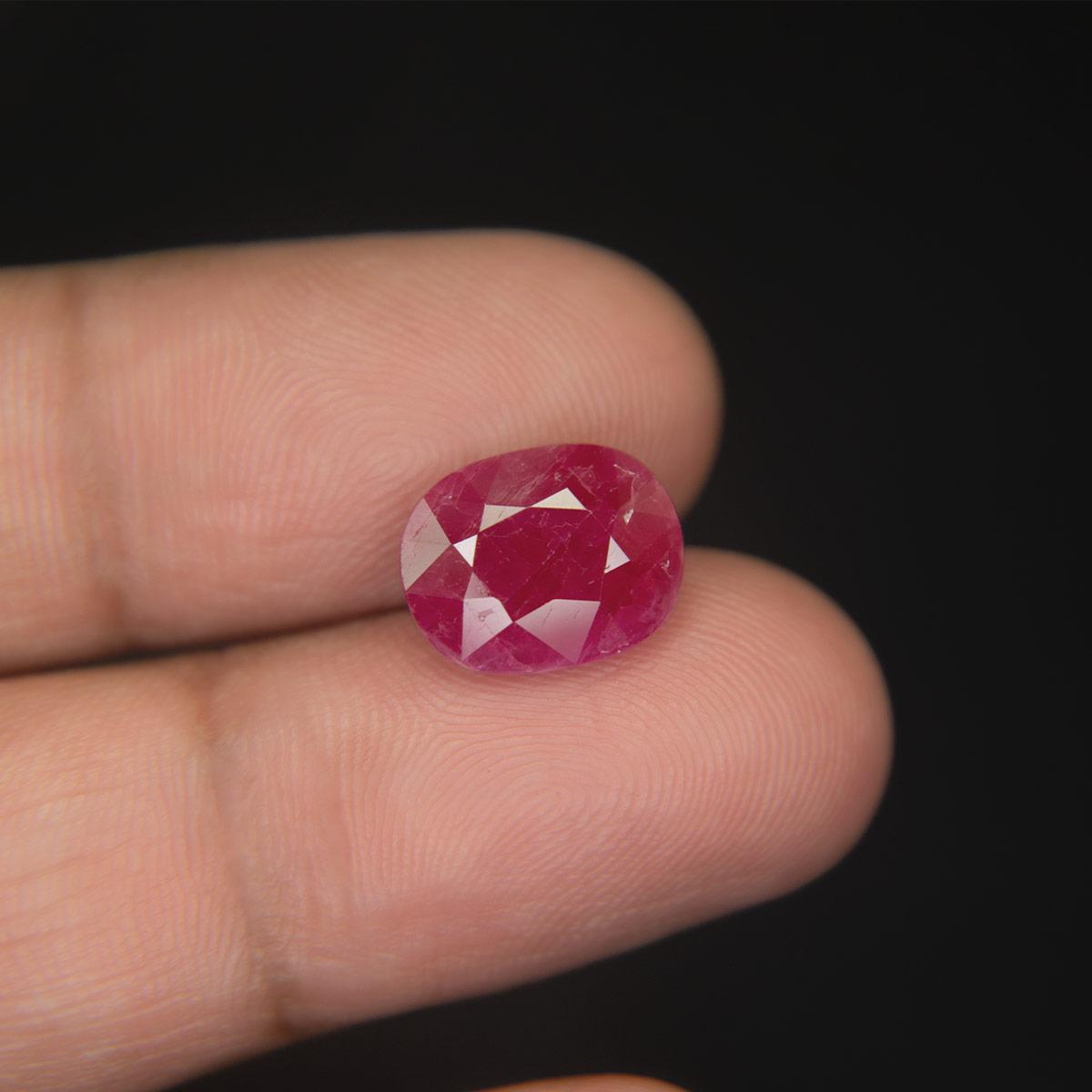 Ruby - 6.40 Carat