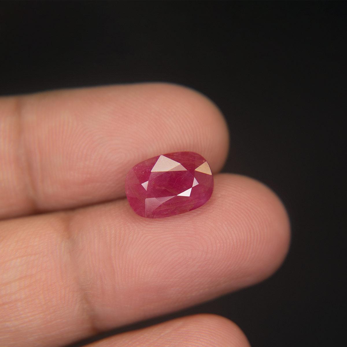 Ruby - 4.91 Carat