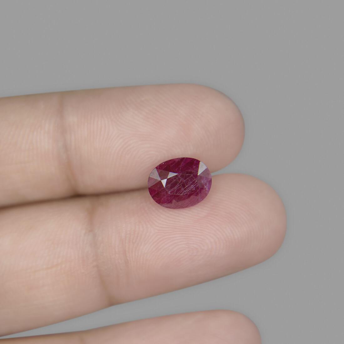 Ruby - 4.00 Carat