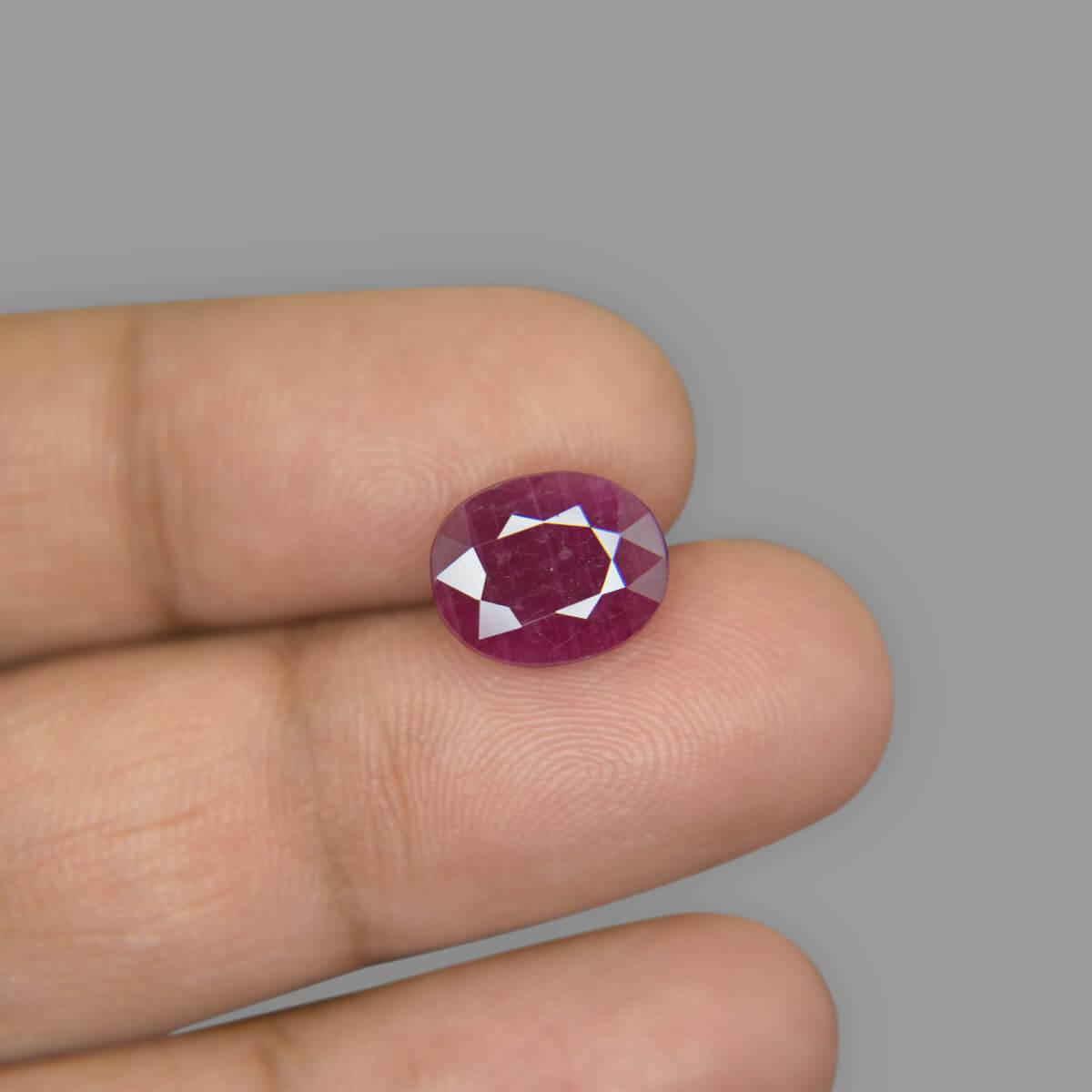 Ruby - 5.71 Carat