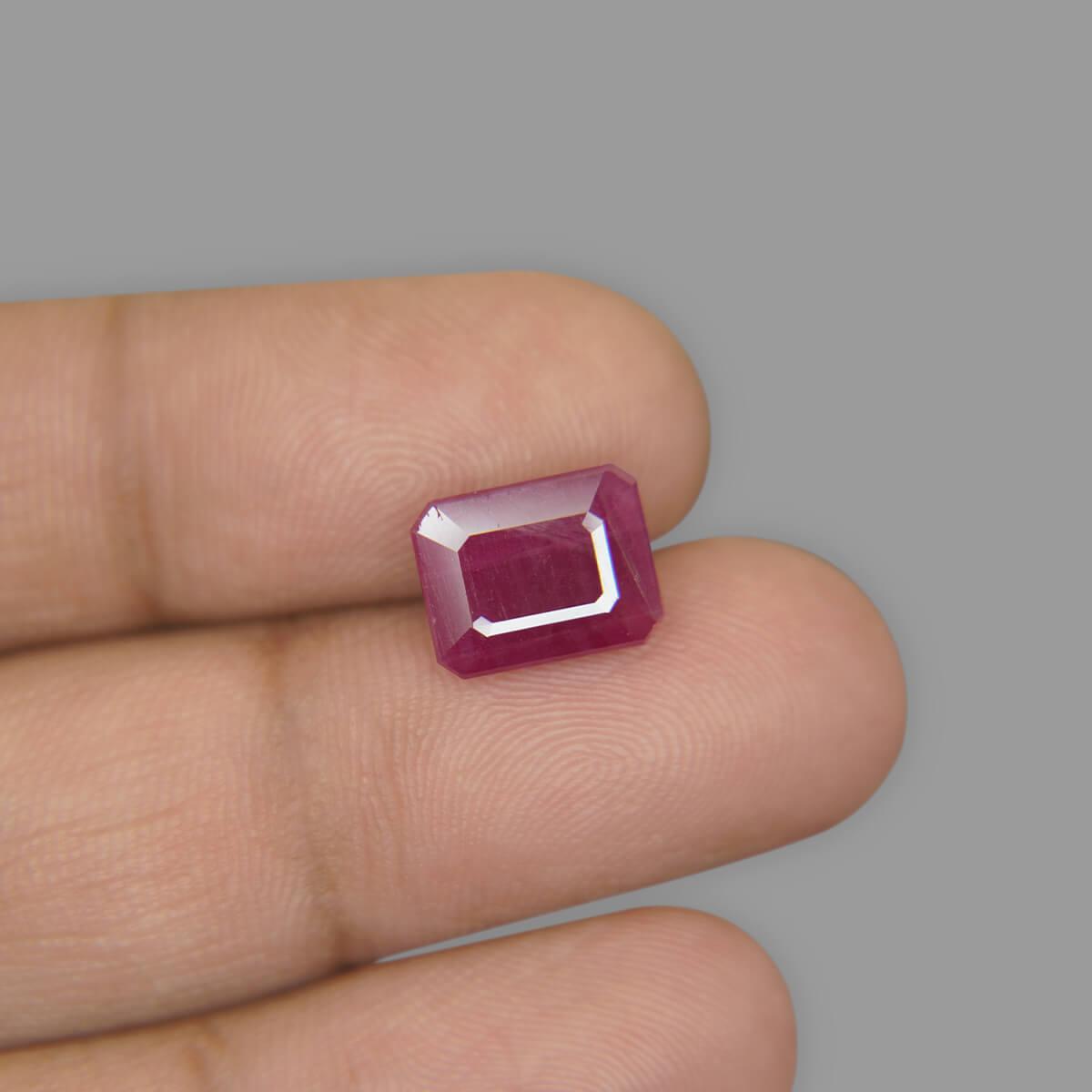 Ruby - 5.61 Carat