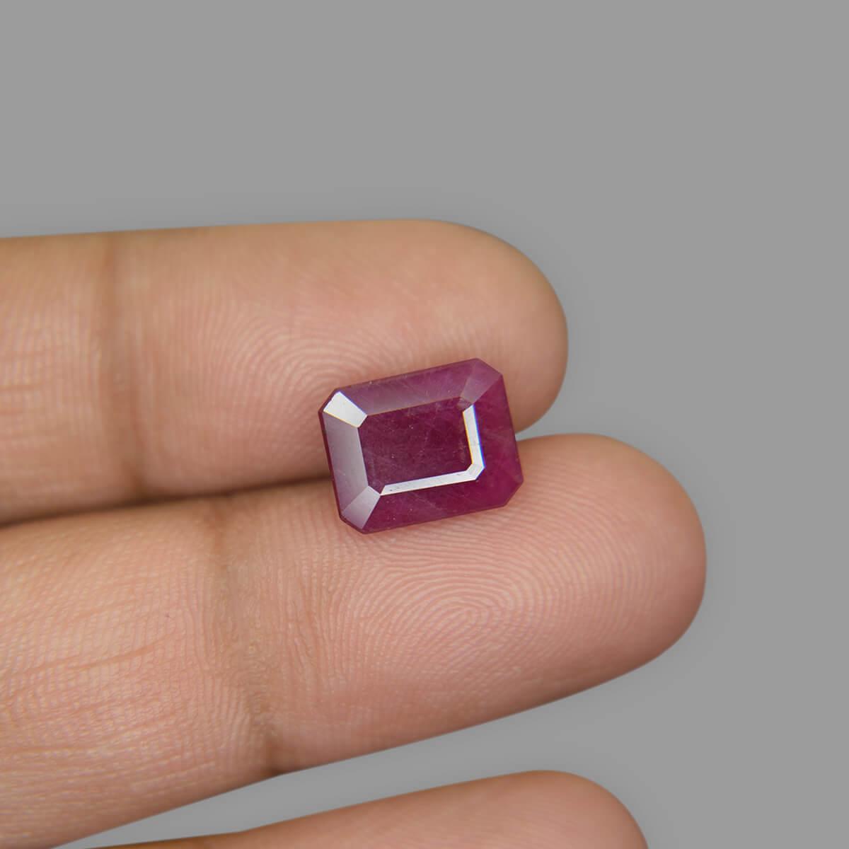 Ruby - 5.64 Carat