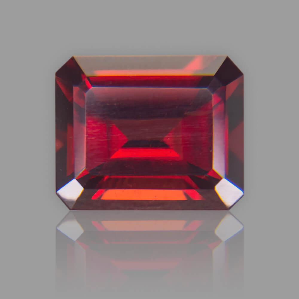 Red Garnet (Almandine-Pyrope) Carat